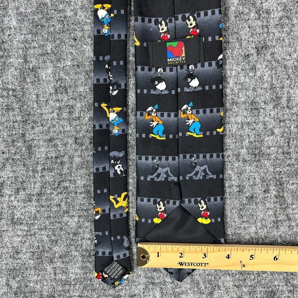 Disney Tie Mens 54